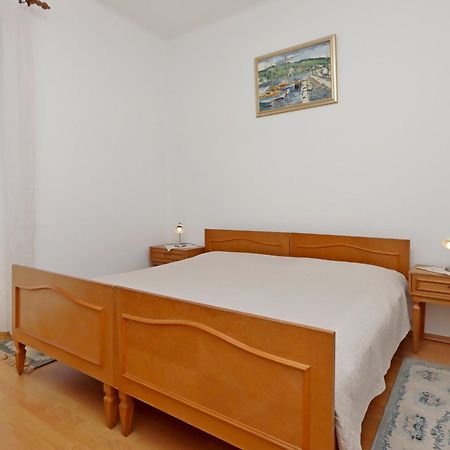 Apartments With A Parking Space Opatija - Pobri, Opatija - 7813 Матульи Экстерьер фото