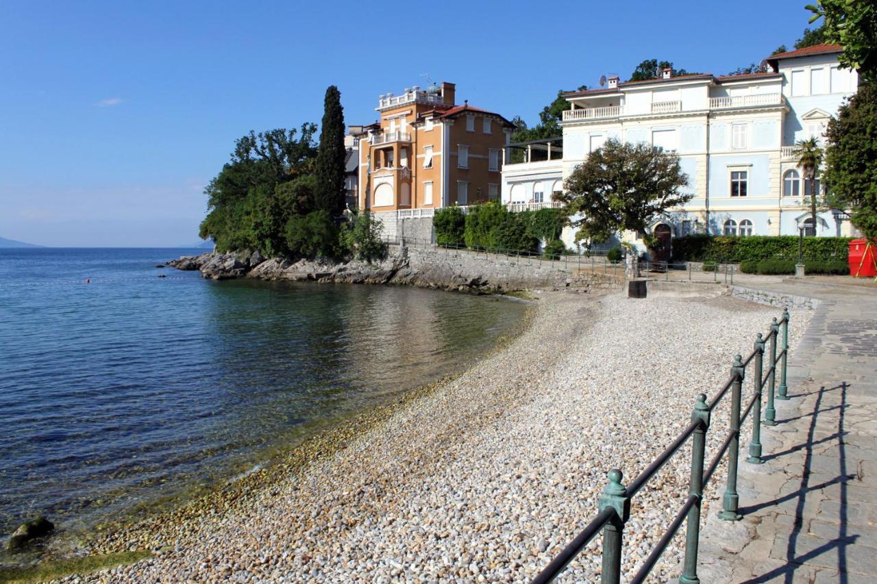 Apartments With A Parking Space Opatija - Pobri, Opatija - 7813 Матульи Экстерьер фото