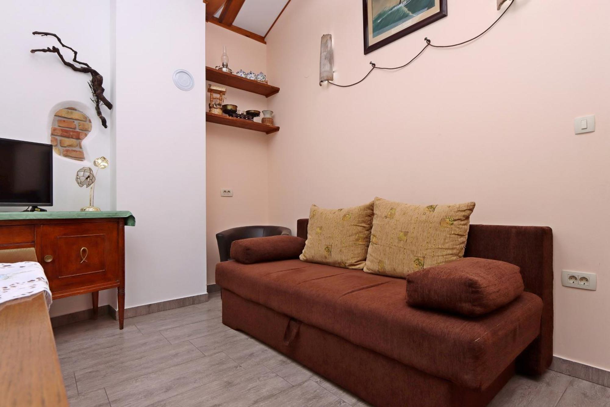 Apartments With A Parking Space Opatija - Pobri, Opatija - 7813 Матульи Номер фото