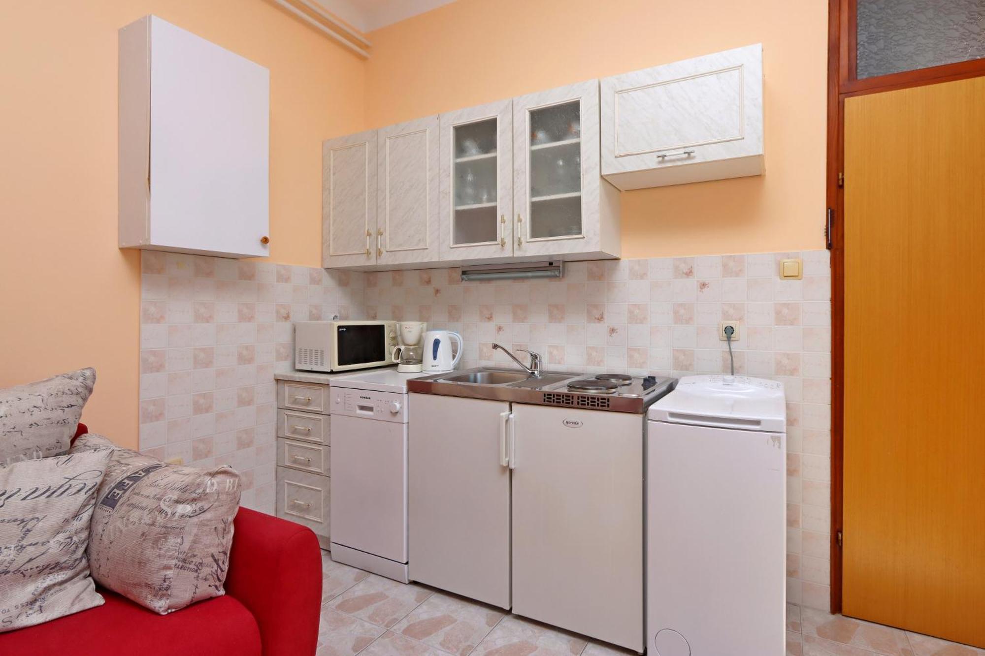 Apartments With A Parking Space Opatija - Pobri, Opatija - 7813 Матульи Экстерьер фото