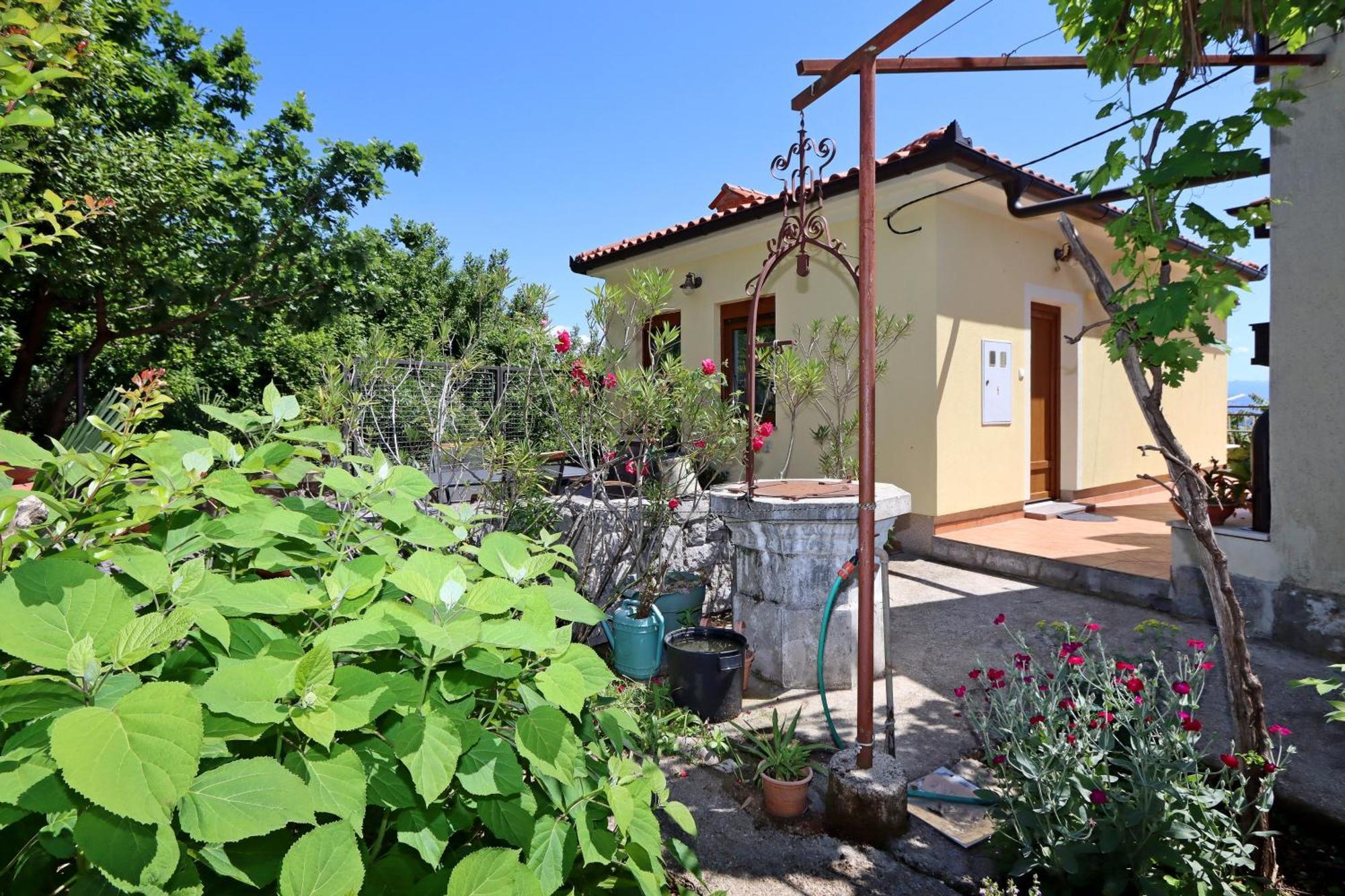 Apartments With A Parking Space Opatija - Pobri, Opatija - 7813 Матульи Экстерьер фото